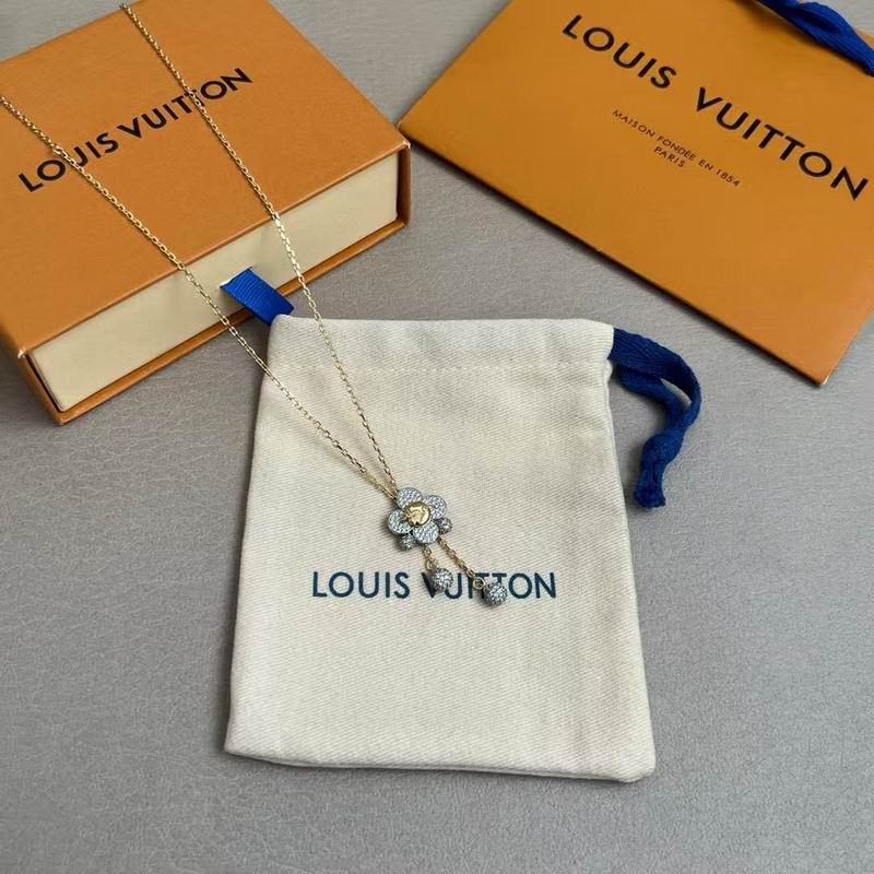 LV Necklace 05yxs105